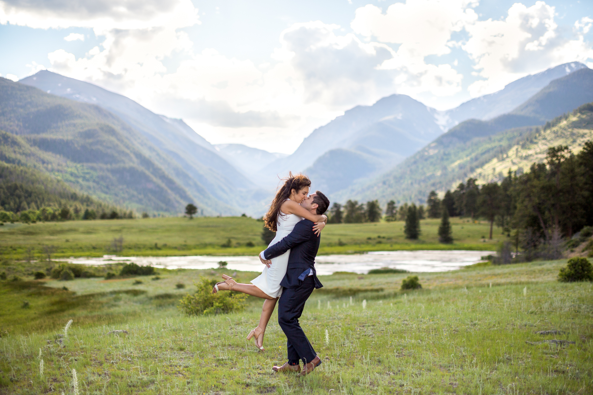 rocky mountain national park engagement session epic kiss at sheep lakes